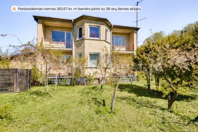 Parduodamas erdvus, mūrinis namas su 38 arų žemės sklypu Parko g., Skaistgirio mstl., Joniškio r. (nuotrauka 2)