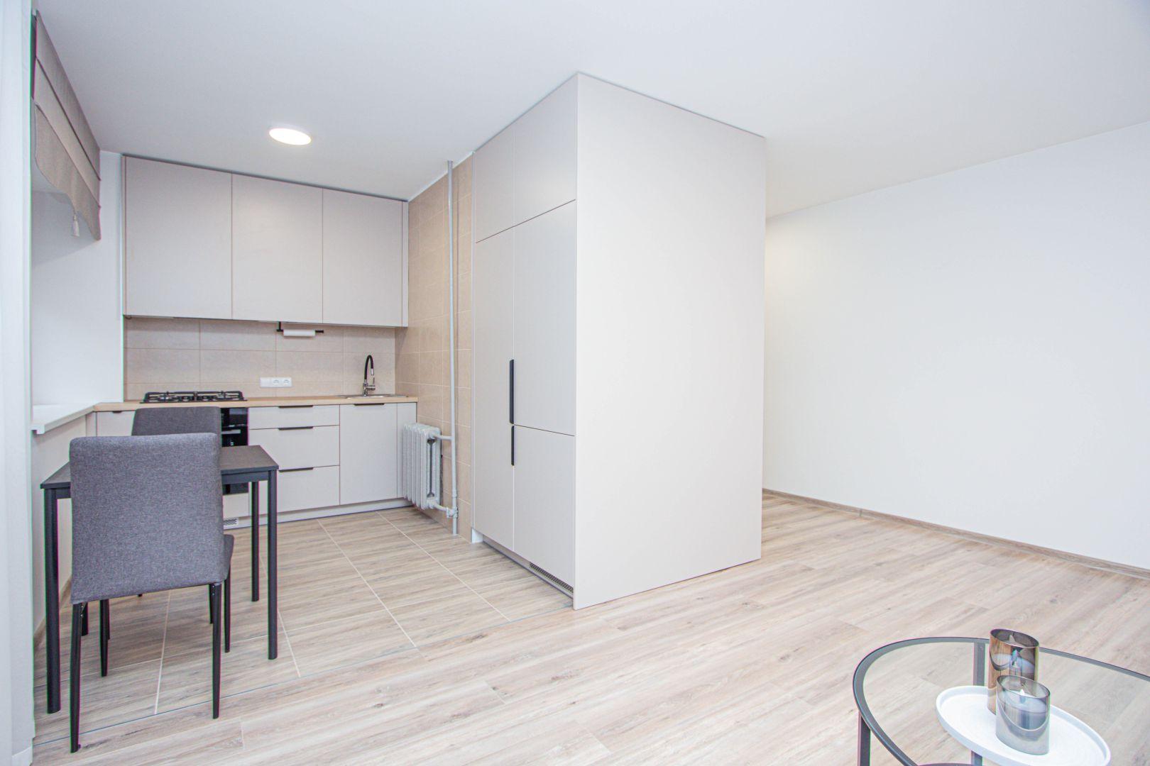 I&scaron;nuomojamas miesto centre pilnai įrengtas 2 kambarių butas, Vasario 16-osios g. 31, &Scaron;iauliuose