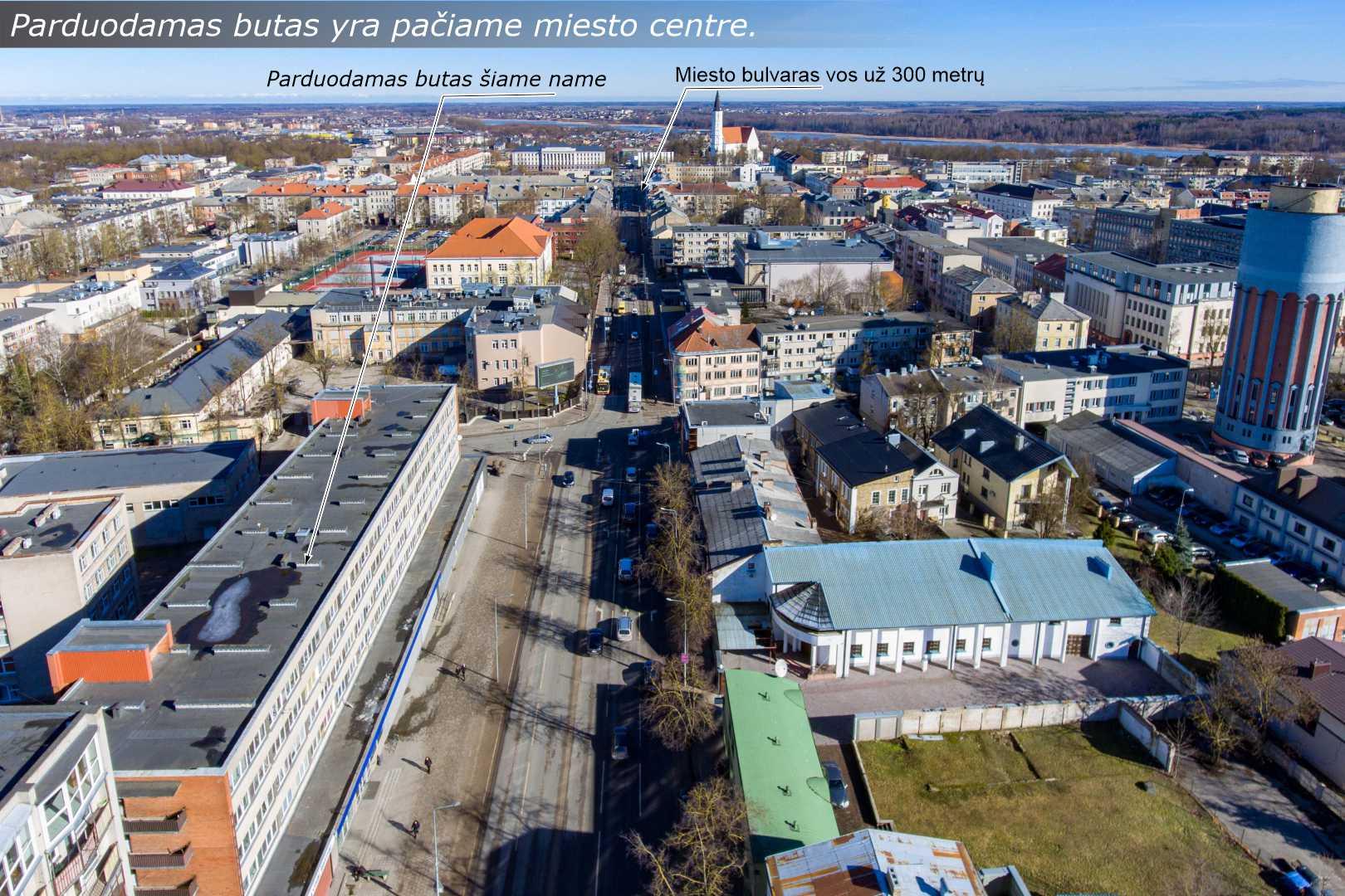 Parduodamas 1 kambario bendrabučio tipo butas Šiauliuose, miesto centre, Tilžės g.