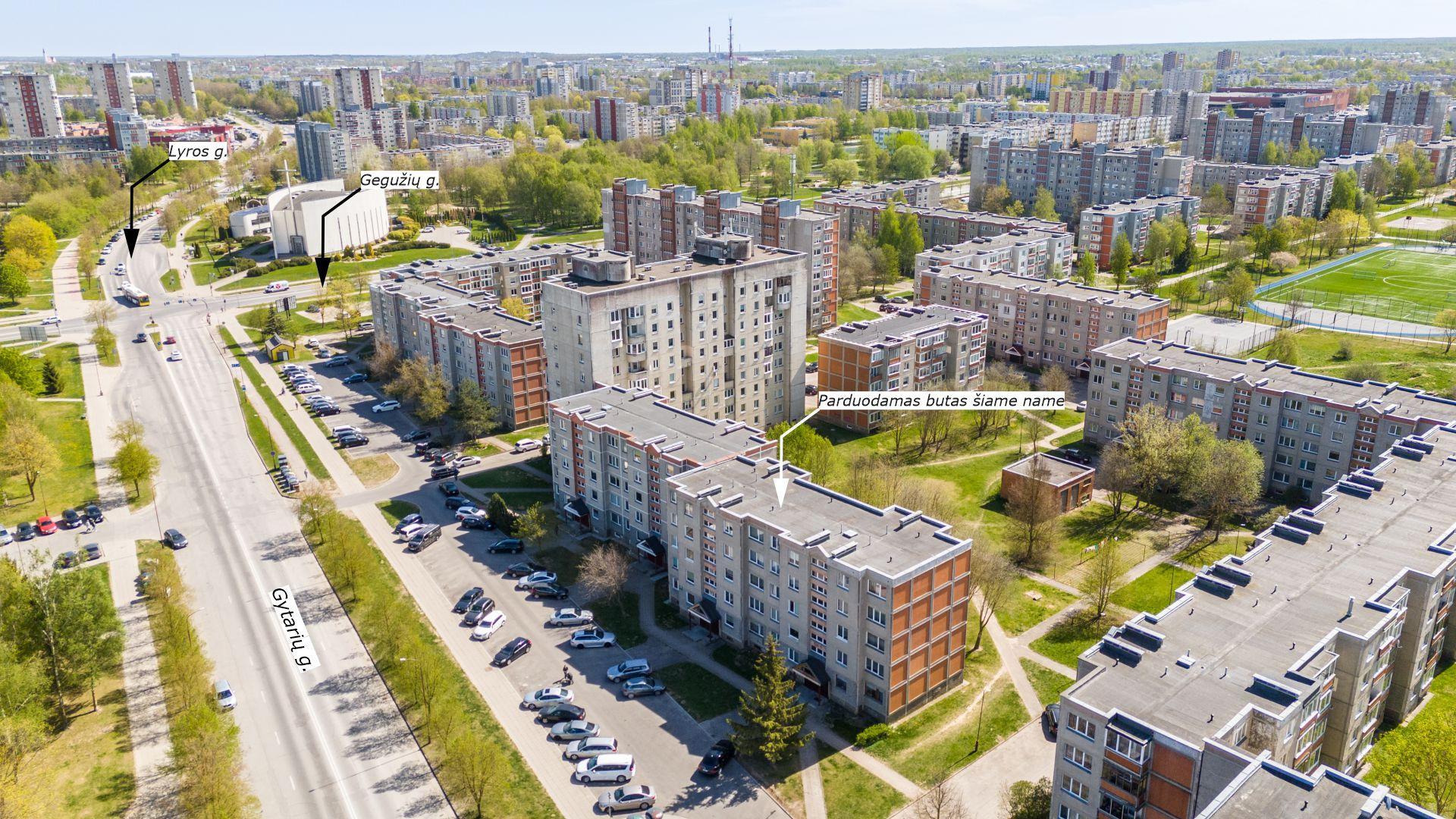 Parduodamas 1 kambario butas (su balkonu) Gytarių g. 11, &Scaron;iauliuose.