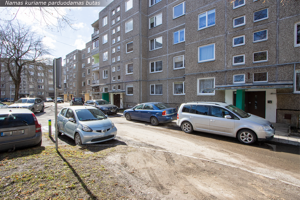 Parduodamas 2 kambarių butas Marijampolėje, R. Juknevičiaus g.
