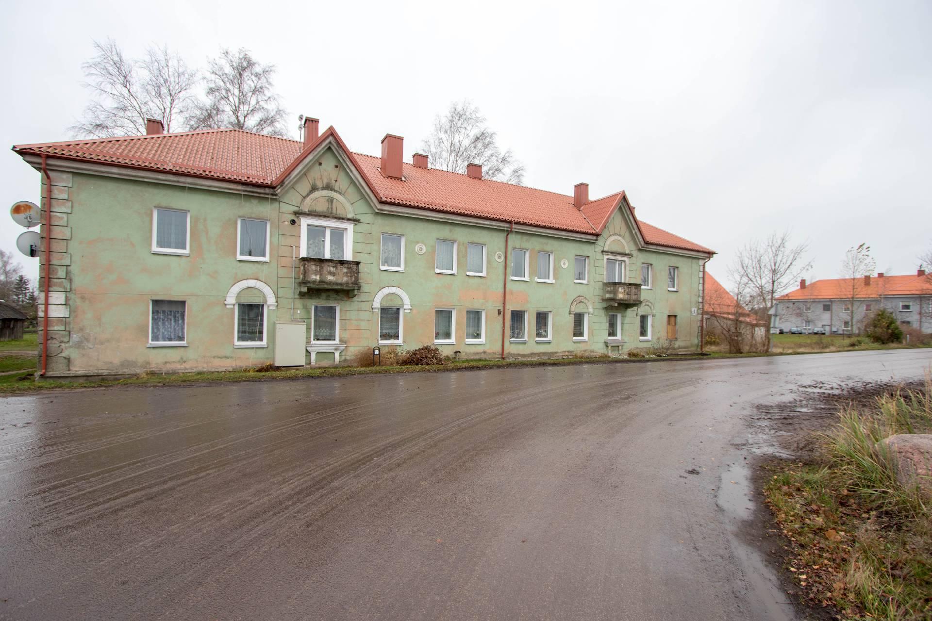 Parduodamas 2 kambarių butas Radviliškyje, Geležinkelio g. 3