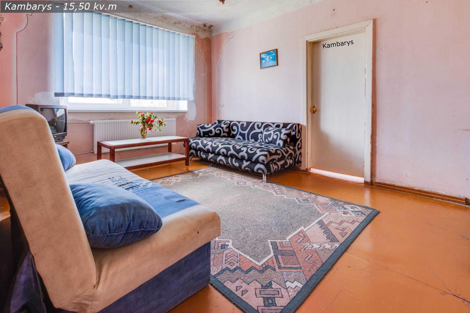 Parduodamas 2 kambarių butas renovuotame name, Radviliškio centre, Dariaus ir Girėno g.