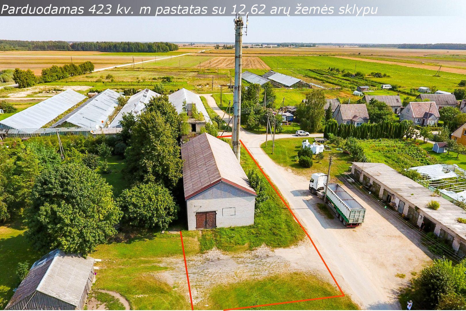 Parduodamas 423 kv. m pastatas Gėlių g., Sidabravo mstl., Radviliškio r.