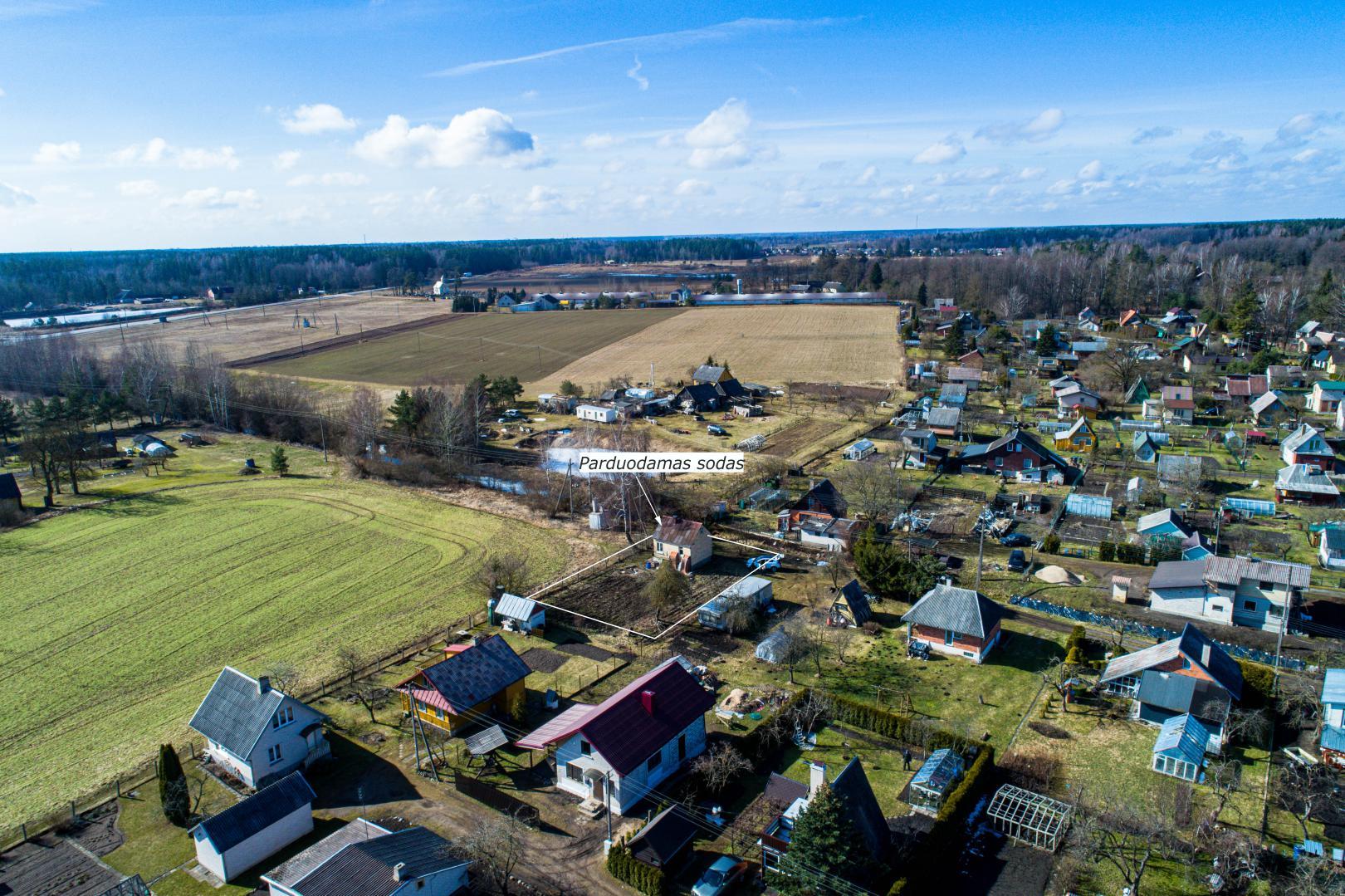 Parduodamas 5,12 arų sodo sklypas su mūriniu namu Strazdų g., Naujikų k.