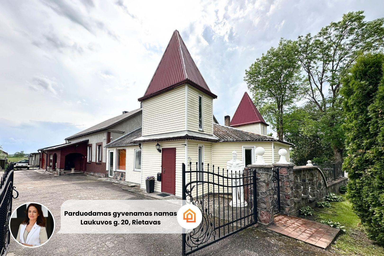 Parduodamas erdvus ir funkcionalus 236,76 kv. m gyvenamas namas Rietave – puikus pasirinkimas šeimai arba komercinei veiklai