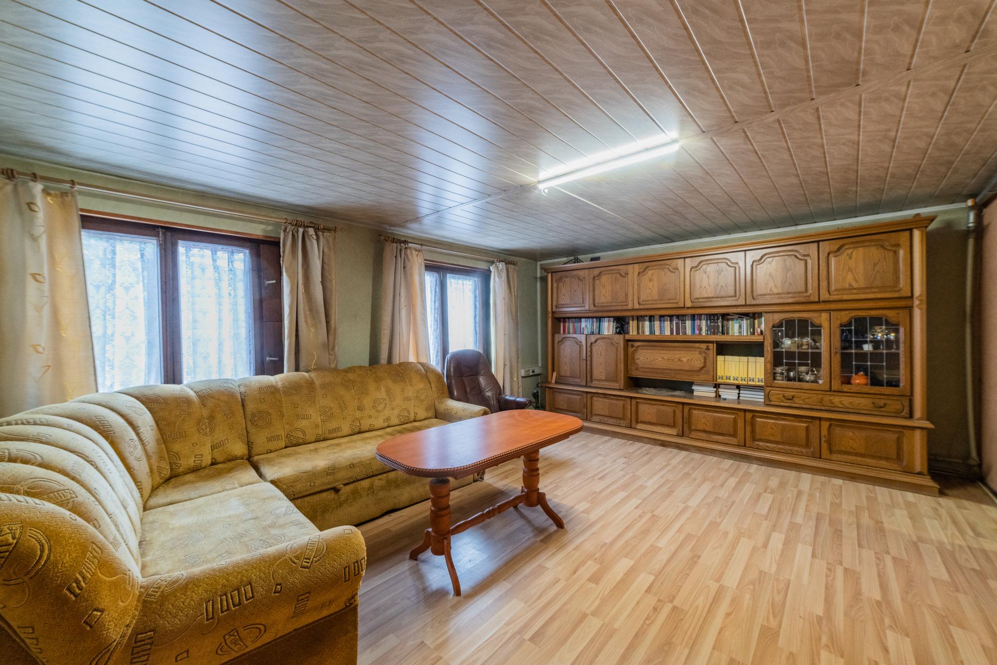 Parduodamas namas Radviliškio miesto centre, J. Jankaus g.