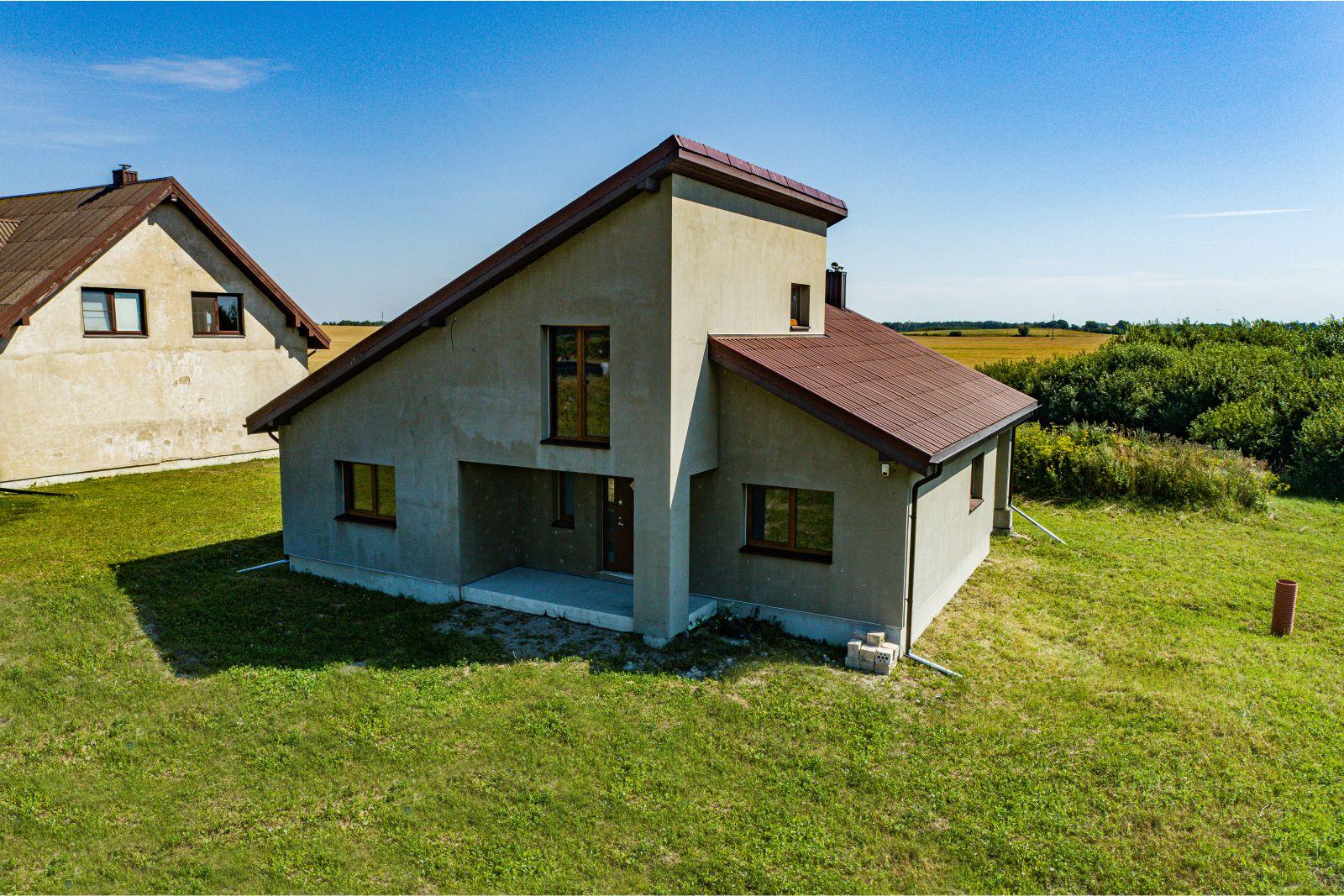 Parduodamas naujos statybos 1 aukšto su mansarda gyvenamasis namas Audros g., Peskojų k., Klaipėdos rajone.