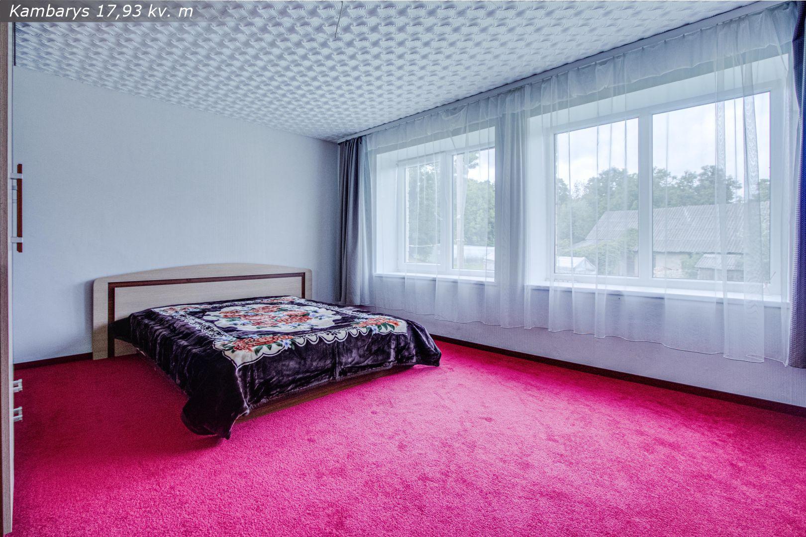 Parduodamas suremontuotas 4 kambarių butas Kalno g. Svirnų II k., Kavarsko sen., Anykščių r.
