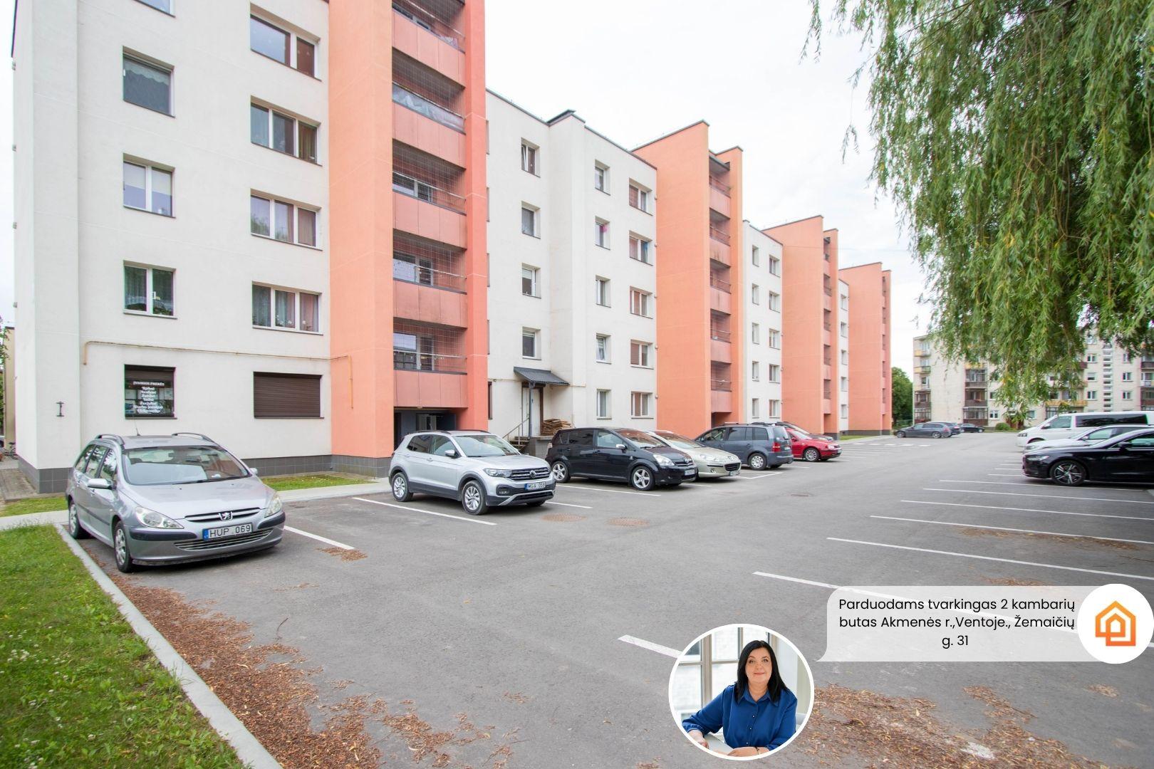 Renovuotame name! Parduodamas tvarkingas 2 kambarių butas Ventoje, Žemaičių g. 31, Akmenės r.