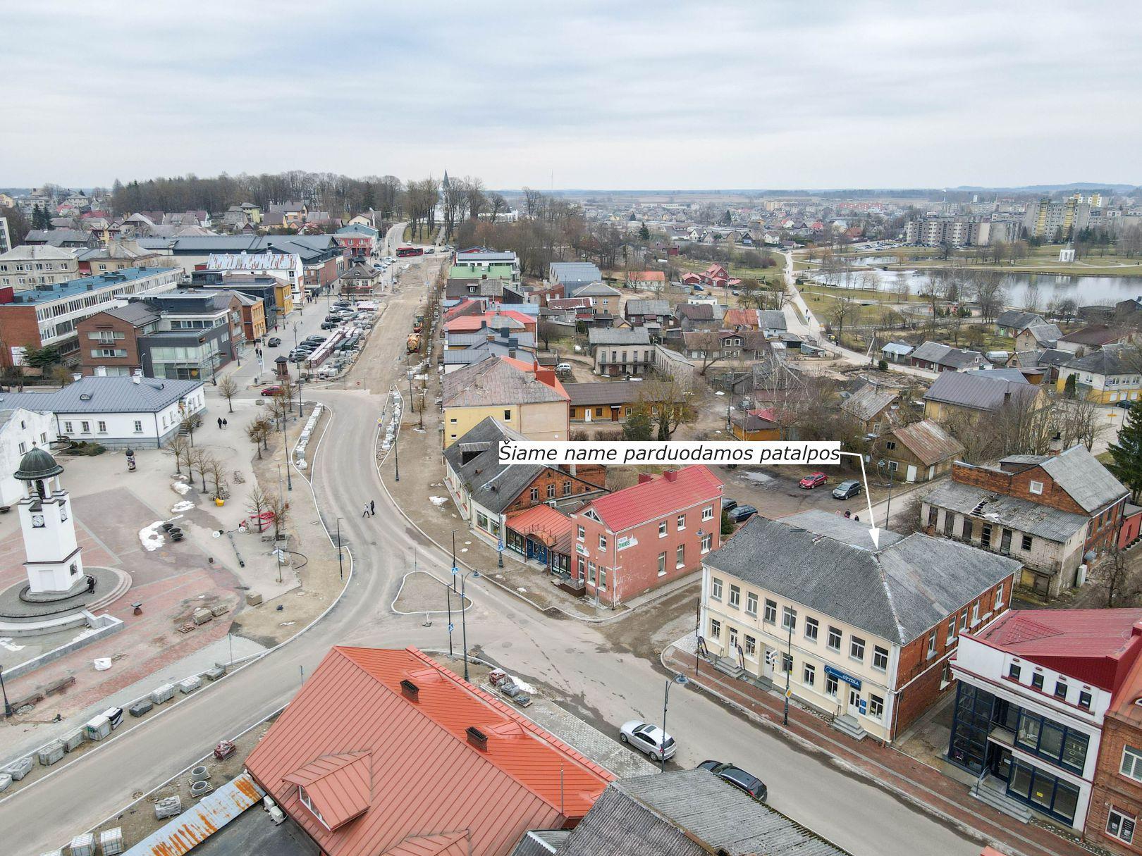 Strategiškai geroje vietoje parduodamos komercinės paskirties patalpos Respublikos g. 5, Telšiai