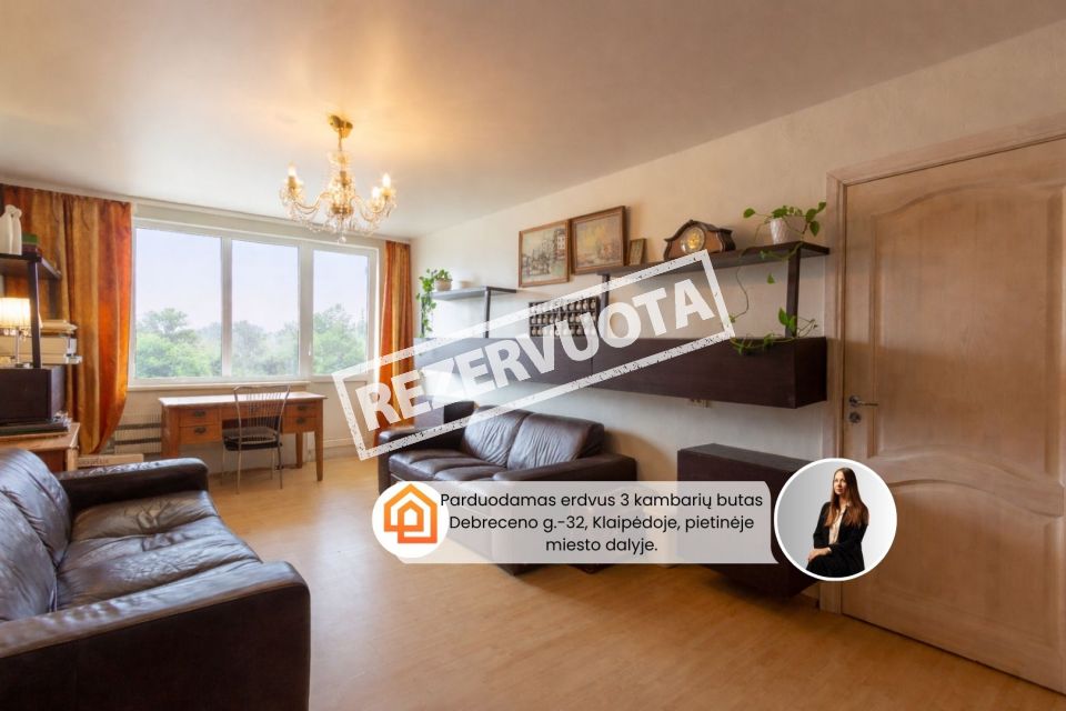 Parduodamas erdvus 3 kambarių butas Debreceno g.-32, Klaipėdoje, pietinėje miesto dalyje.