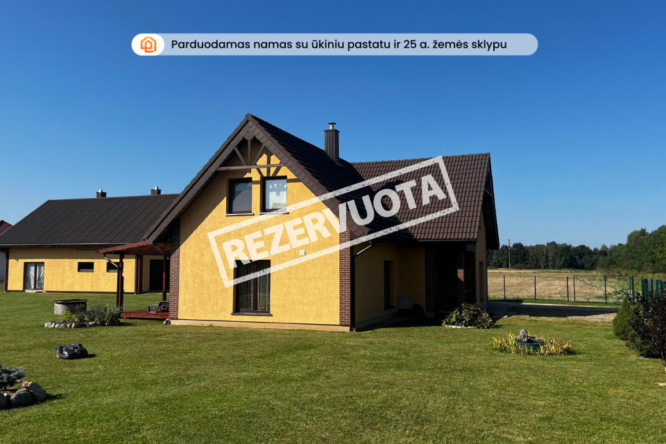 Parduodamas erdvus namas Tirkšlių miestelyje