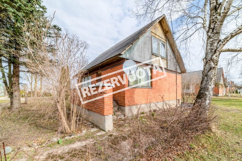 Ramioje vietoje! Parduodamas gyvenamasis namas Akmenės r., Daubi&scaron;kių k., Beržų g. 23