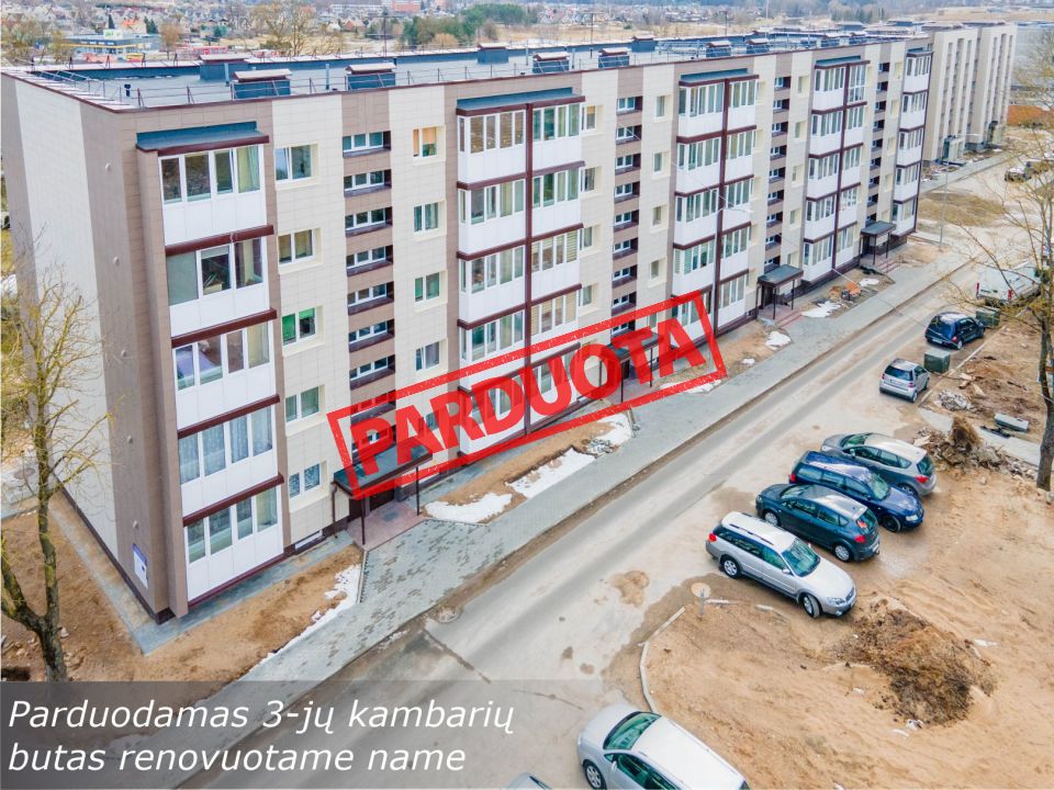 Renovuotame name parduodamas 3-jų kambarių butas V.Kudirkos g.  30, Kuršėnai