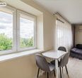 Miesto centre, parduodamas šiuolaikiško interjero 2 kambarių butas, Ežero g. 3, Šiauliuose