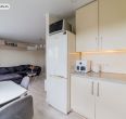 Miesto centre, parduodamas šiuolaikiško interjero 2 kambarių butas, Ežero g. 3, Šiauliuose