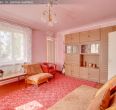 Parduodama ½ (pusė) mūrinio namo dalis su 8,32 arų (iš bendro 15,57 a.) sklypu Užuovėjos g. 8, Ginkūnų k., Šiaulių r.
