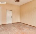 Parduodamas 2 kambarių butas su bendro naudojimosi patalpomis, Kęstučio g. 21, Tel&scaron;iuose