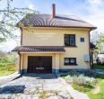 Parduodamas miesto centre bet ramioje vietoje mūrinis namas su sklypu Sakalo g. 4A, Šiauliai