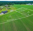 Parduodami 3 besiribojantys gyvenamosios paskirties sklypai, kurių bendras plotas 1,29 ha, esantys Kau&scaron;ėnų k., Babrungo g. 5D, 5E, 5F, Plungės r.
