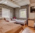 Ramioje, atokioje vietoje parduodama prižiūrėta sodyba su 33,00 arų sklypu, Kretingos rajone, Laivių k., Pievų g. 16