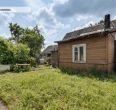 Šalia Radviliškio centro parduodamas kompaktiškas rąstinis  namas,  P. Eimučio g. 3A