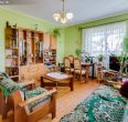 Su miestelio komunikacijomis mūrinis namas Kelmės r., Žalpių g. 40