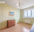 Parduodamas butas Klaipėdoje, Baltijos pr. 5 - 3 kambarių su dviem balkonais, renovuotame mūriniame name, komfortiškam gyvenimui ar investicijai