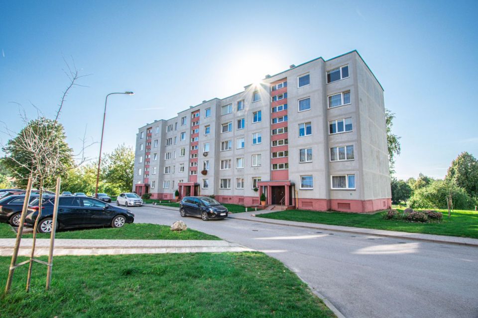 Parduodamas 1 kambario butas Radviliškio g. 76, Šiauliuose