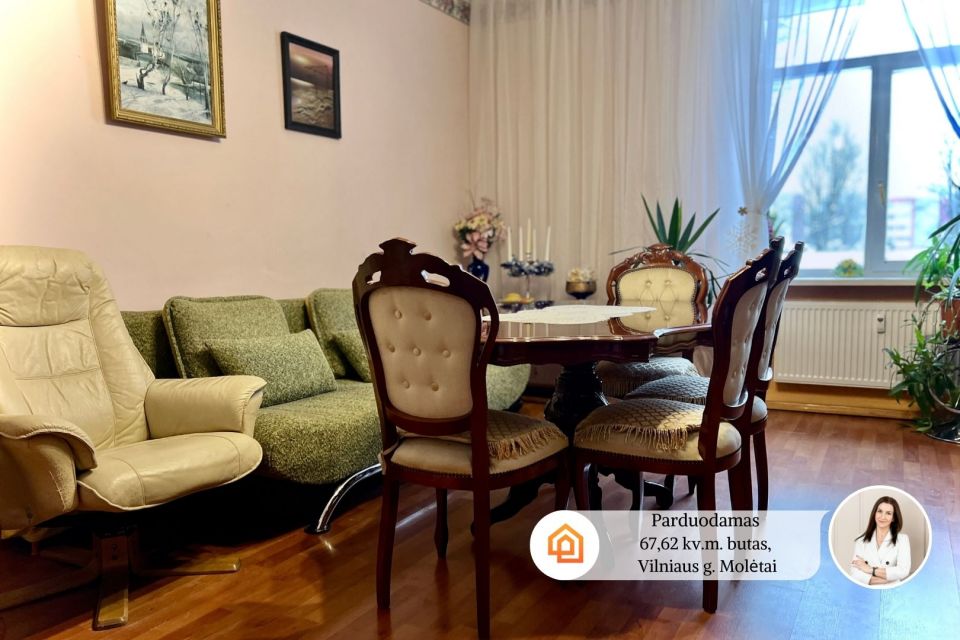 Parduodamas 3-jų kambarių butas, su individualiu įėjimu. Vilniaus g. 94, Molėtai