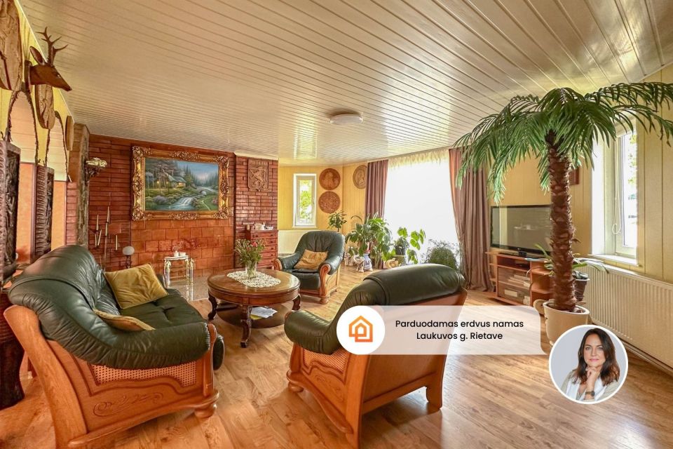 Parduodamas erdvus ir funkcionalus 236,76 kv. m gyvenamas namas Rietave &ndash; puikus pasirinkimas &scaron;eimai arba komercinei veiklai