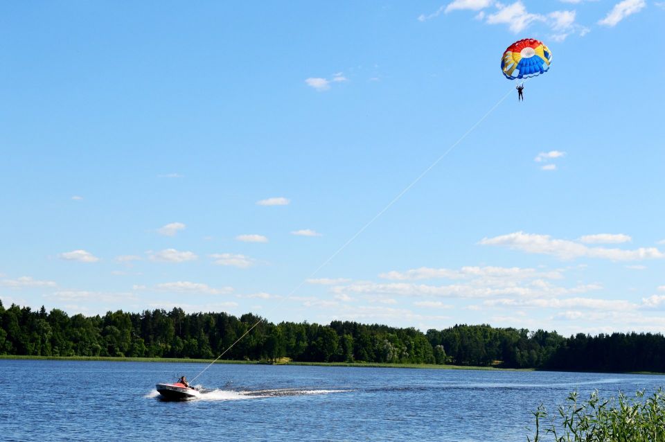 Parduodami unikalūs sklypai prie vandens telkinio, formuojamame 6 - ių erdvių sklypų, nedidelės koncentracijos kvartale - &bdquo;&Scaron;iaulių Jūros Krantas&ldquo;.