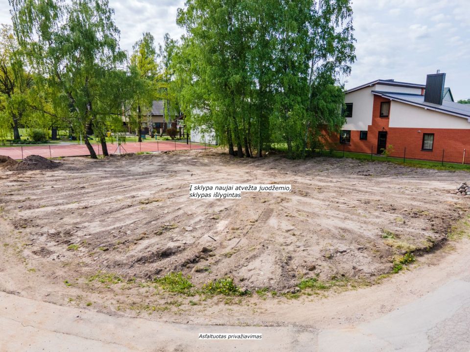 Asfaltuotas privažiavimas! Ramioje vietoje, nuostabiame gamtovaizdyje parduodamas 9,68 arų sklypas Pienių g. 2A, Gegužiuose.