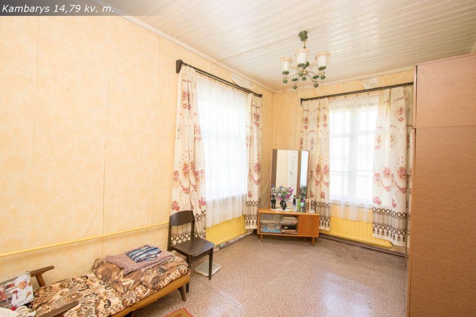 Gražioje vietoje! Parduodamas dviejų galų gyvenamasis namas - sodyba Telšių r., Pateklėnų k., Pateklos g.