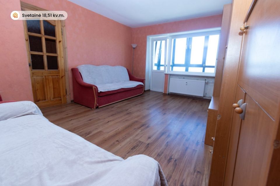 IŠMOKĖTA RENOVACIJA! Parduodamas 2 k. butas centre, Gedimino g., Telšiuose