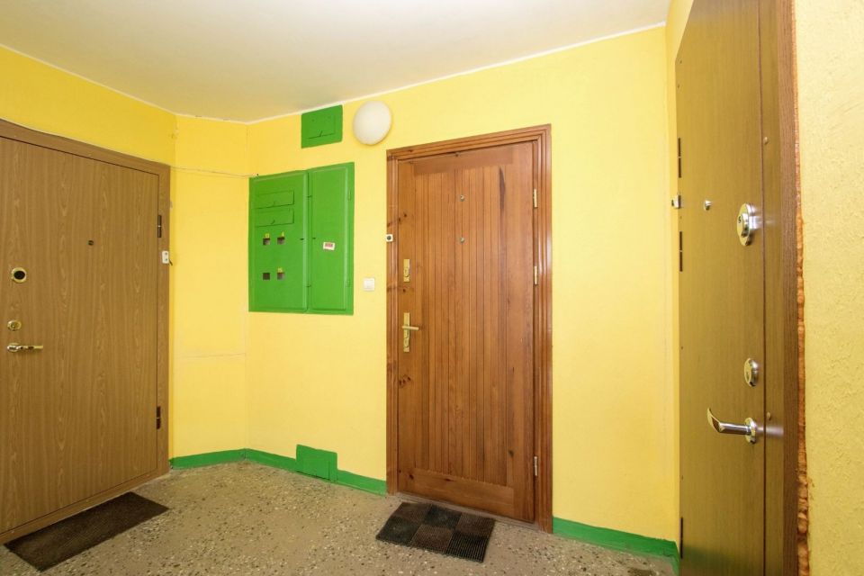 Išnuomojamas erdvus 1 kambario butas pietinėje miesto dalyje, Korsako g. 55, Šiauliuose