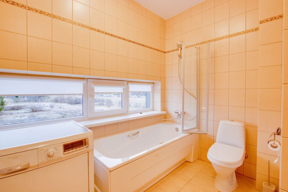 I&scaron;nuomojamas erdvus 3 kambarių butas &Scaron;iaulių mieste, Žaliūkių mikrorajone &ndash; Žaliūkių g. 71, &Scaron;iauliai