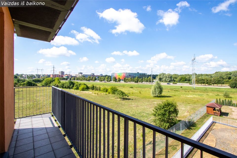I&scaron;nuomojamas erdvus 3 kambarių butas &Scaron;iaulių mieste, Žaliūkių mikrorajone &ndash; Žaliūkių g. 71, &Scaron;iauliai