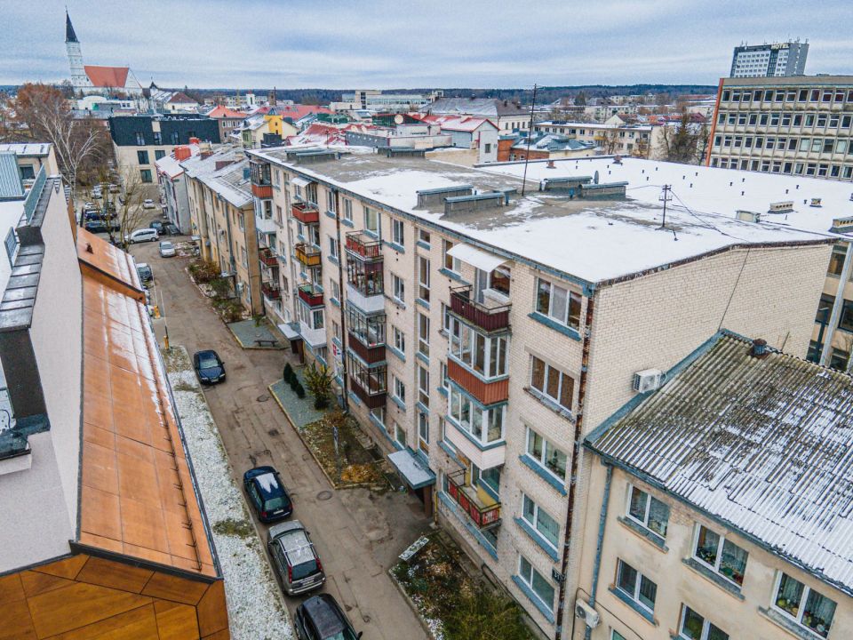 Išnuomojamas miesto centre pilnai įrengtas 2 kambarių butas, Vasario 16-osios g. 31, Šiauliuose