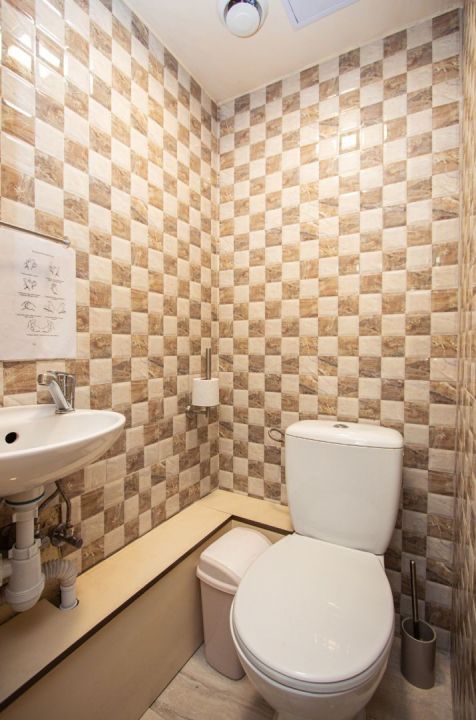 Išnuomojamos įrengtos grožio salono patalpos Šiaulių miesto centre, Vilniaus g. 154!