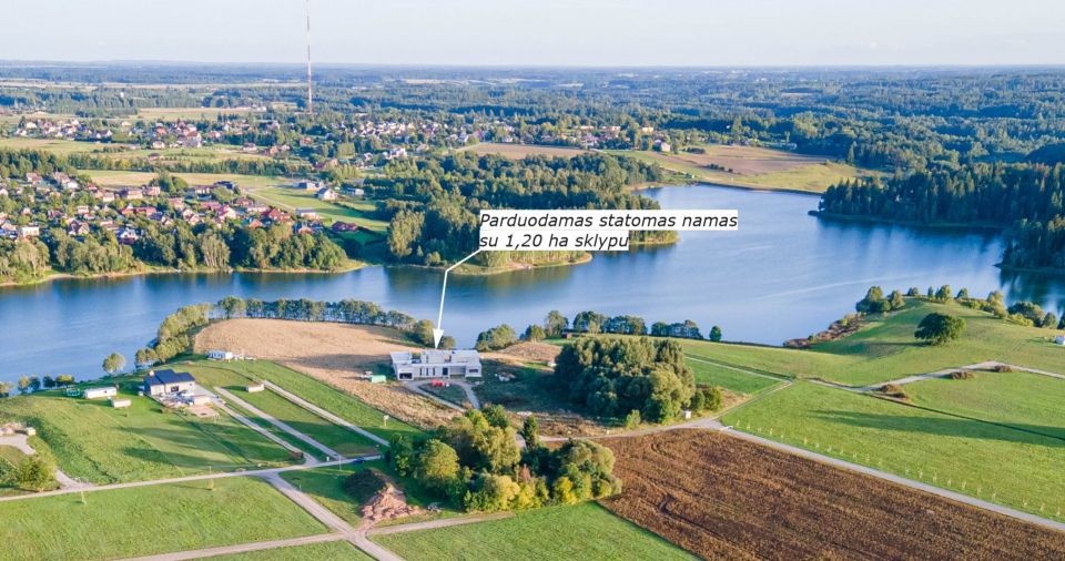 Nauja kaina ir itin patrauklus pasiūlymas. Išskirtinėje lokacijoje, Bubių tvenkinio pakrantėje, parduodamas unikalaus projekto, nebaigtos statybos namas su didelio ploto – 1,2047 ha sklypu, Salos g. 5