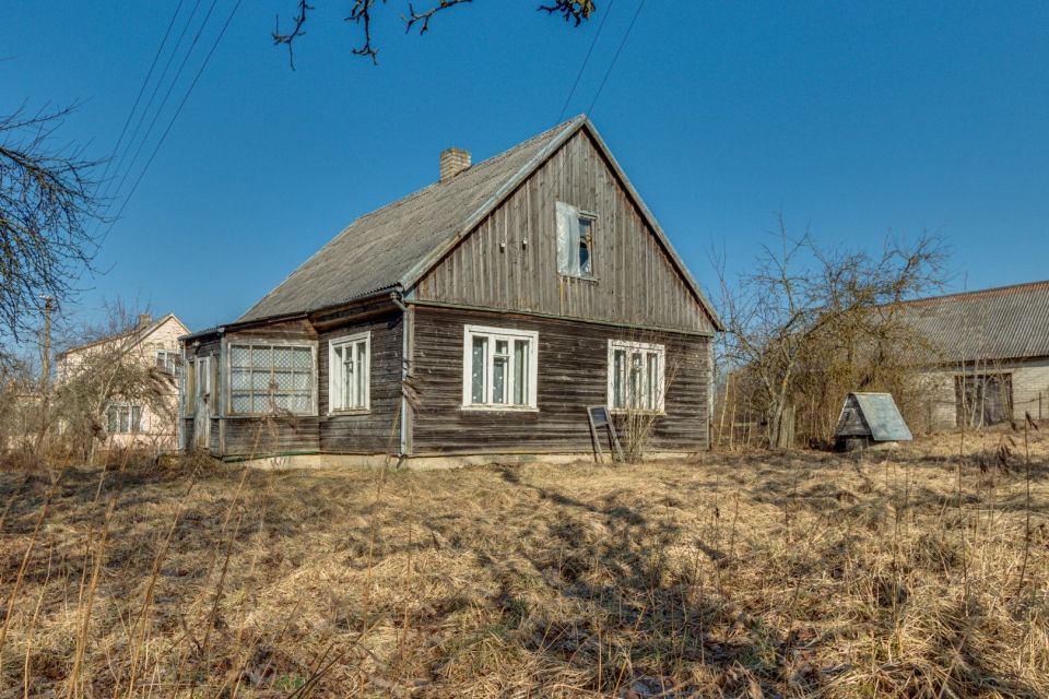 I&scaron;skirtinėje vietoje, ant upės kranto parduodama sodyba su 25,35 arų sklypu, Tel&scaron;iu rajone, Kaunatavoje, Dvaro g. 3