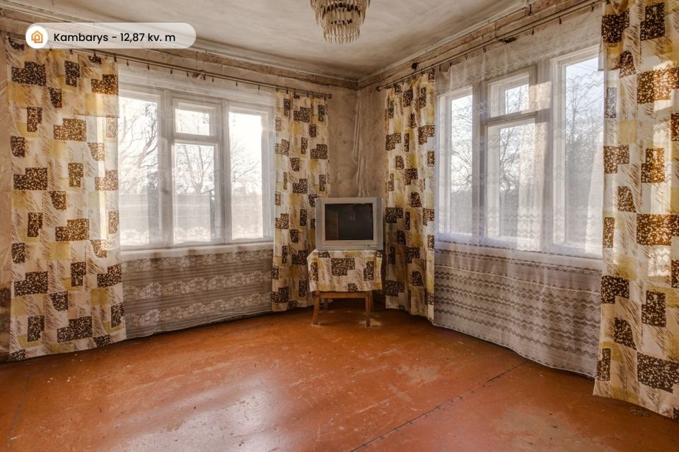 I&scaron;skirtinėje vietoje, ant upės kranto parduodama sodyba su 25,35 arų sklypu, Tel&scaron;iu rajone, Kaunatavoje, Dvaro g. 3