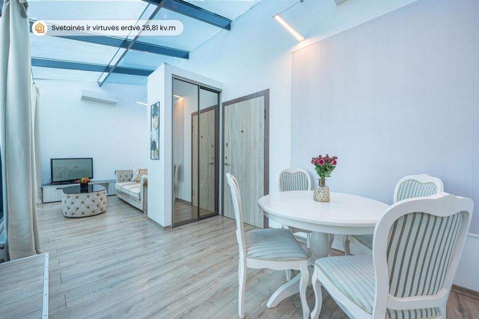 IŠSKIRTINIAI MANSARDINIAI APARTAMENTAI SU ĮSPŪDINGA TERASA KLAIPĖDOS CENTRE, H.MANTO G. 31A