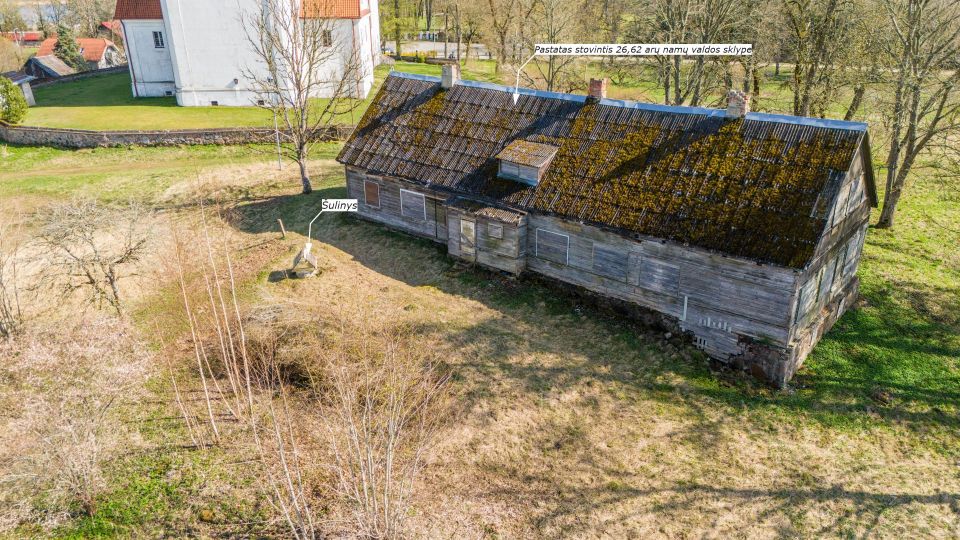 Kurtuvėnų miestelio širdyje, išskirtinėje vietoje, šalia Kurtuvėnų bažnyčios, parduodami sklypai, kurių bendras plotas 124,62 arai.