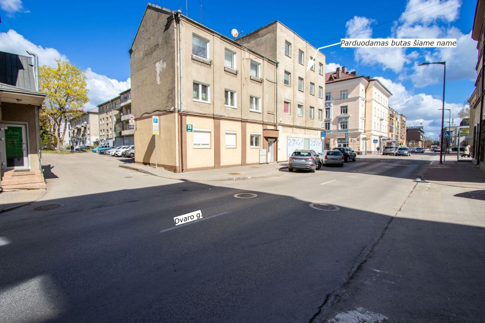 Miesto centre parduodamas erdvus vieno kambario (44,22 kv. m) butas prie pat centrinio bulvaro, Vilniaus g. 217, &Scaron;iauliuose.