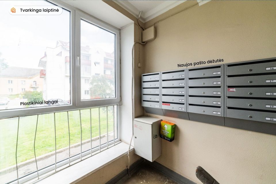 Miesto centre, parduodamas šiuolaikiško interjero 2 kambarių butas, Ežero g. 3, Šiauliuose