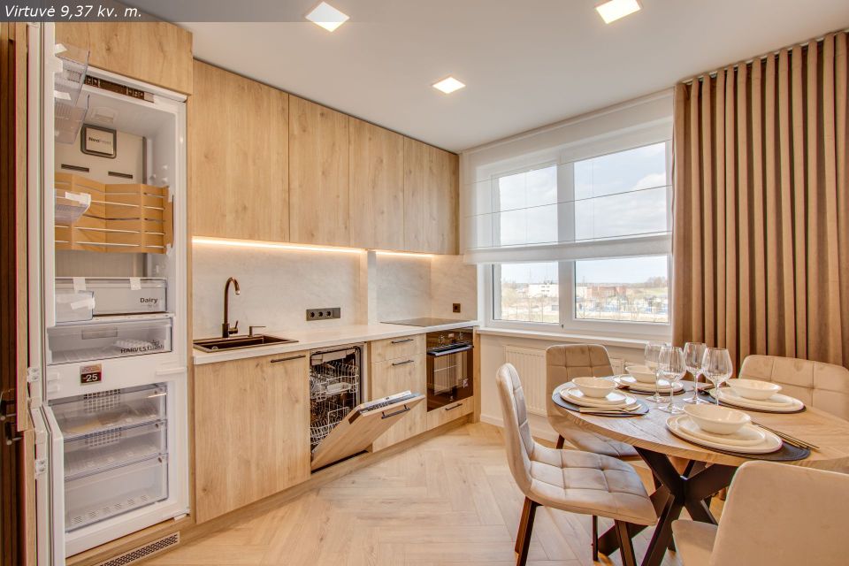 Naujai ir kokybi&scaron;kai suremontuotas 3 kambarių butas Architektų g. 6, &Scaron;iauliai.