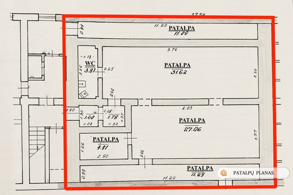 Naujojoje Vilnioje, Parko g., PARDUODAMOS 92, 66 kv.m. patalpos rūsyje (negyvenamoji patalpa - slėptuvė)